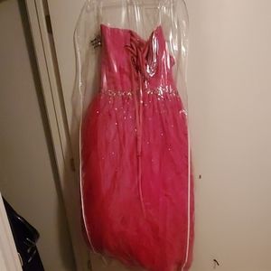 Prom/gown